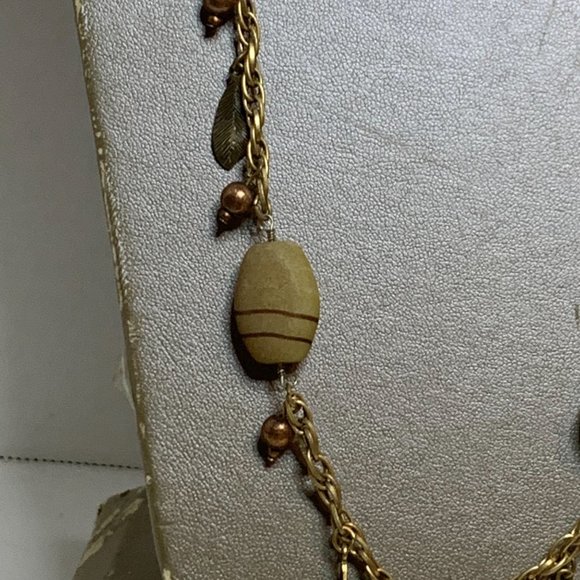 Vintage Cold Water Creek Gold Tone Faux Stone And Leaf Necklace 36" (2557) - Picture 7 of 9